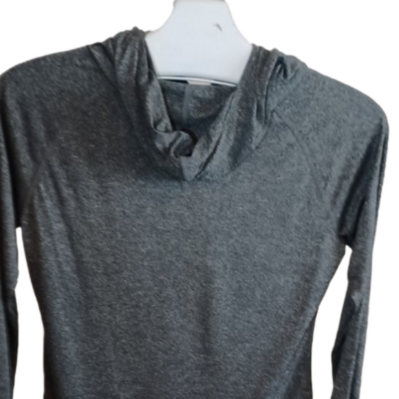 C9 Champion light weight athletic shirt, in charred grey Size Large - Picture 2 of 3